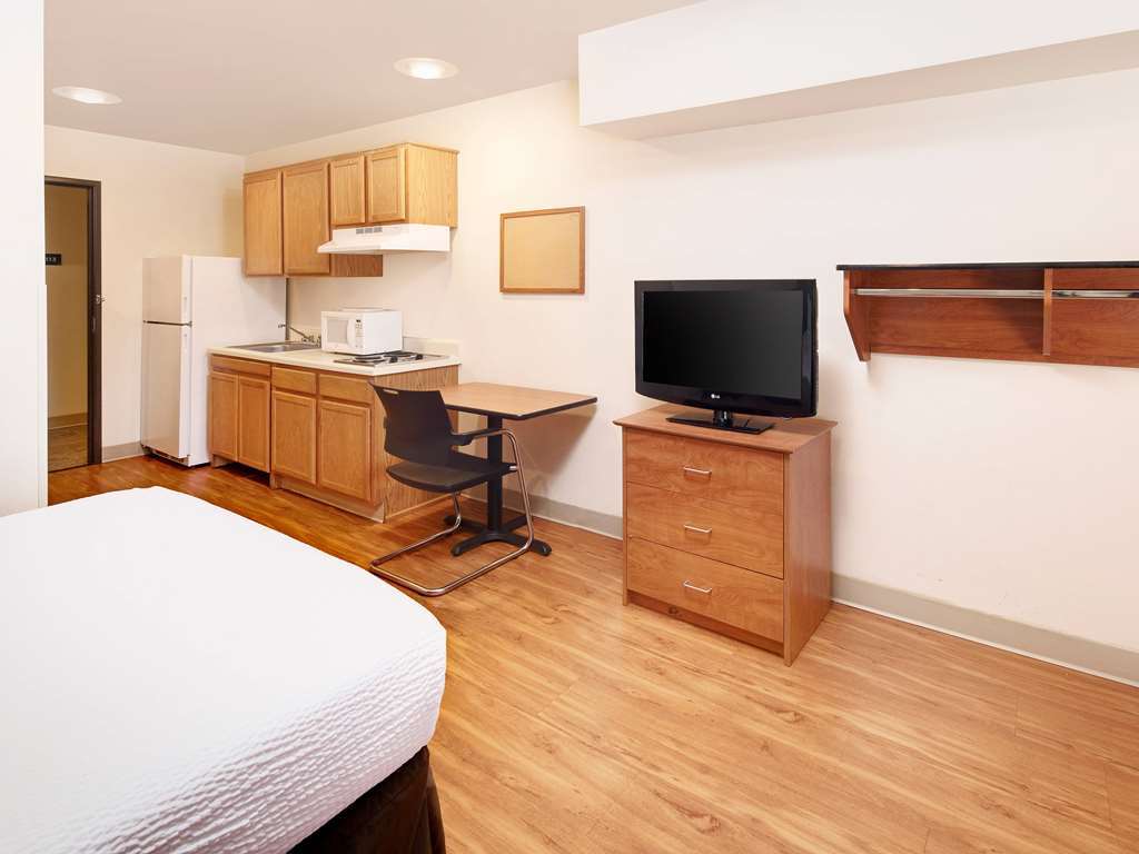 Extended Stay America Select Suites - Wichita - South 객실 사진